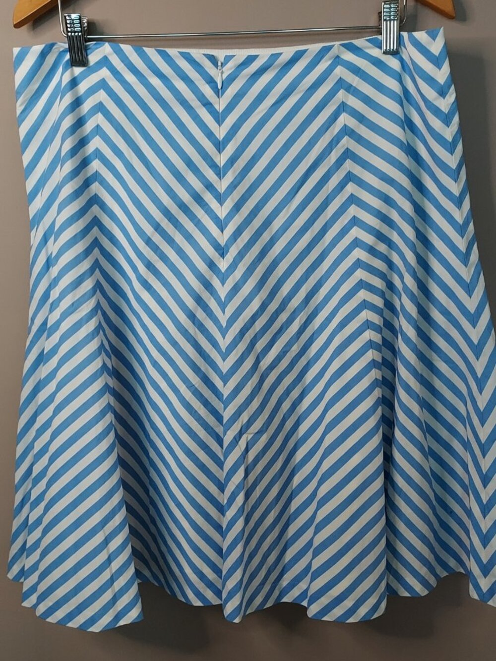Ann Taylor Striped Poplin Flare Midi Skirt In Vista Size 14 NWOT - Picture 9 of 11